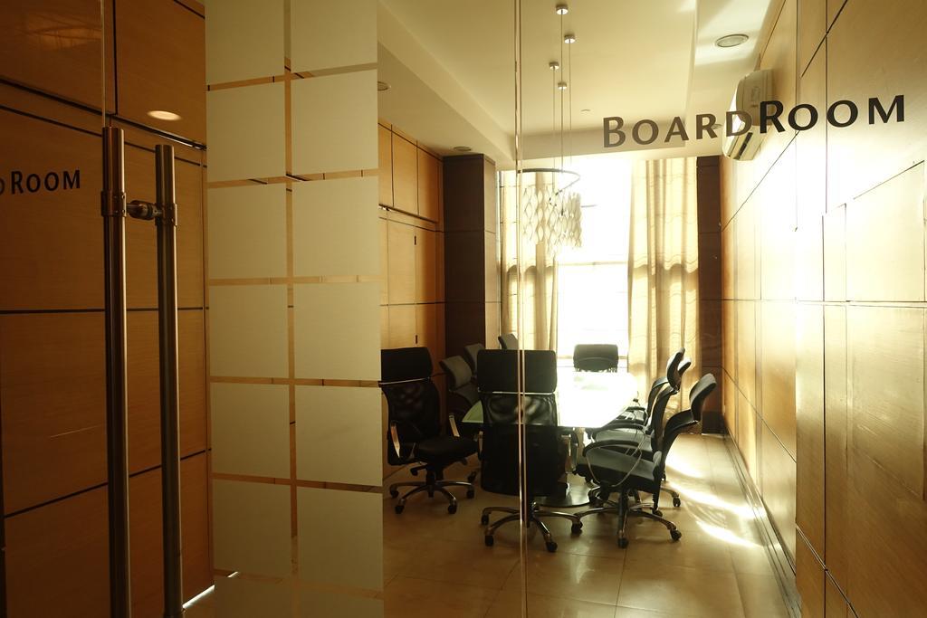 Luxury Condo At Forbeswood Parklane The Fort Bgc Makati City Eksteriør bilde